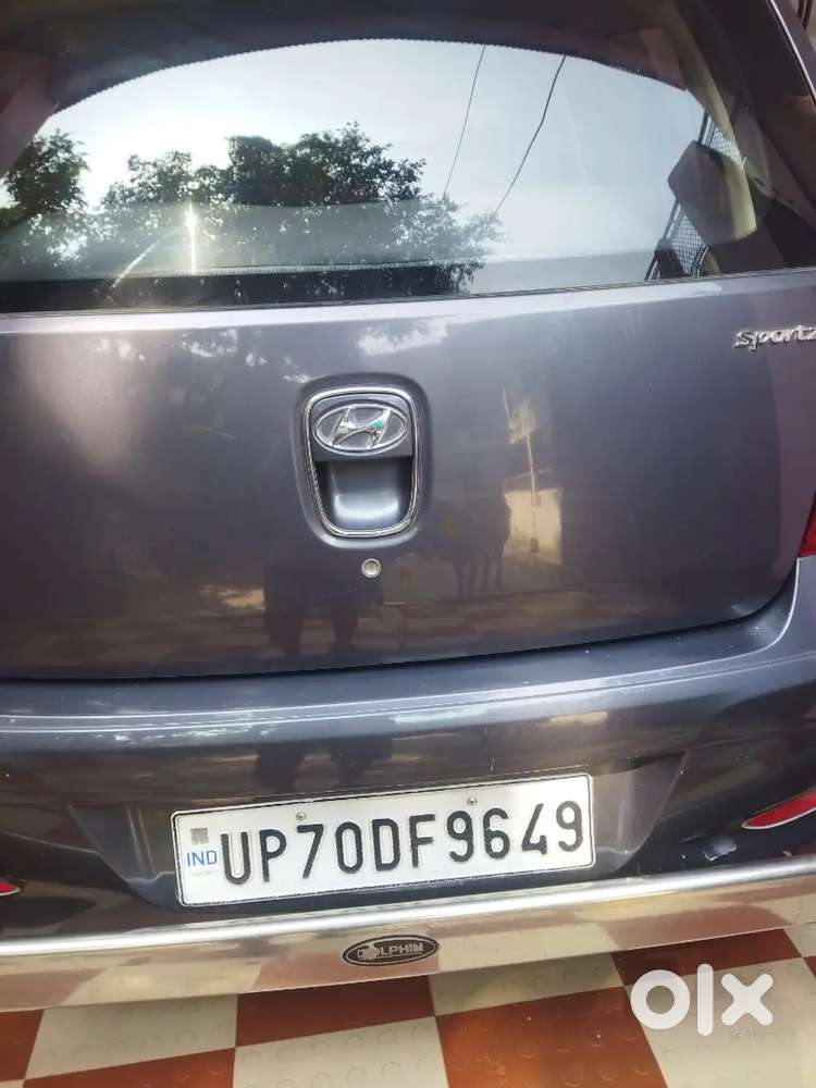 Hyundai I10 Sportz Irde2 28503 Km Ridden Car
