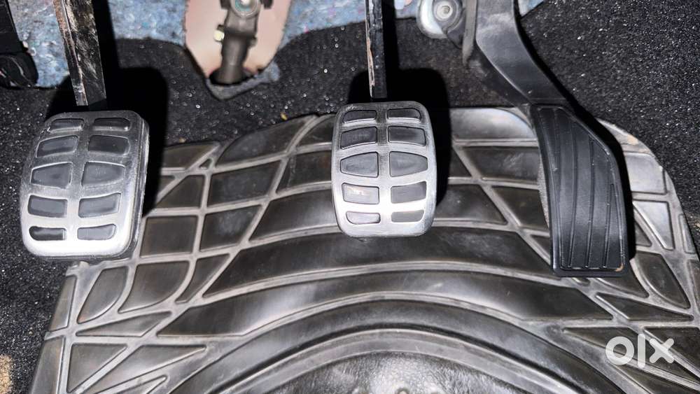 Maruti Suzuki Swift Lxi, 2016, Petrol