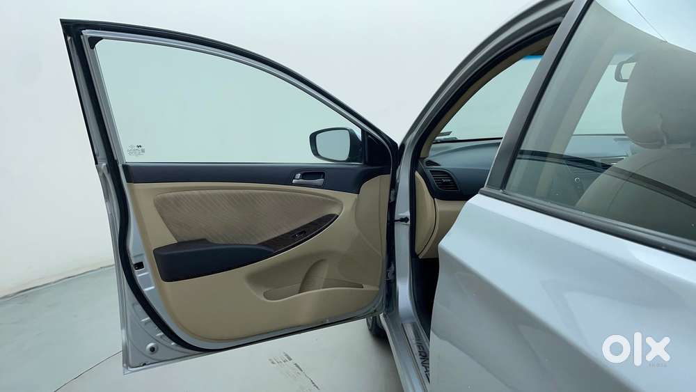 Hyundai Verna 1.6 Sx Vtvt, 2016, Petrol