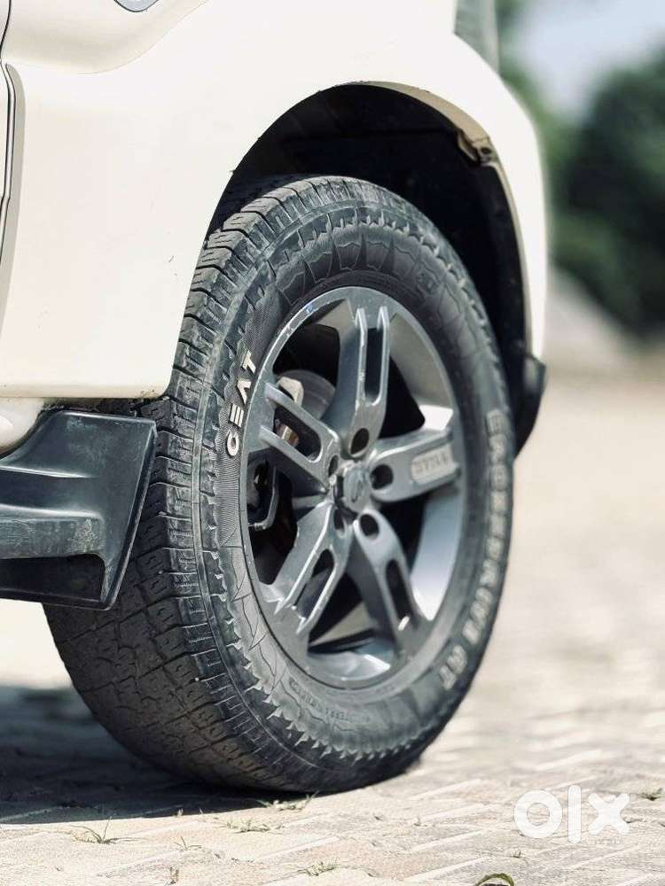 Mahindra Scorpio S10, 2015, Diesel