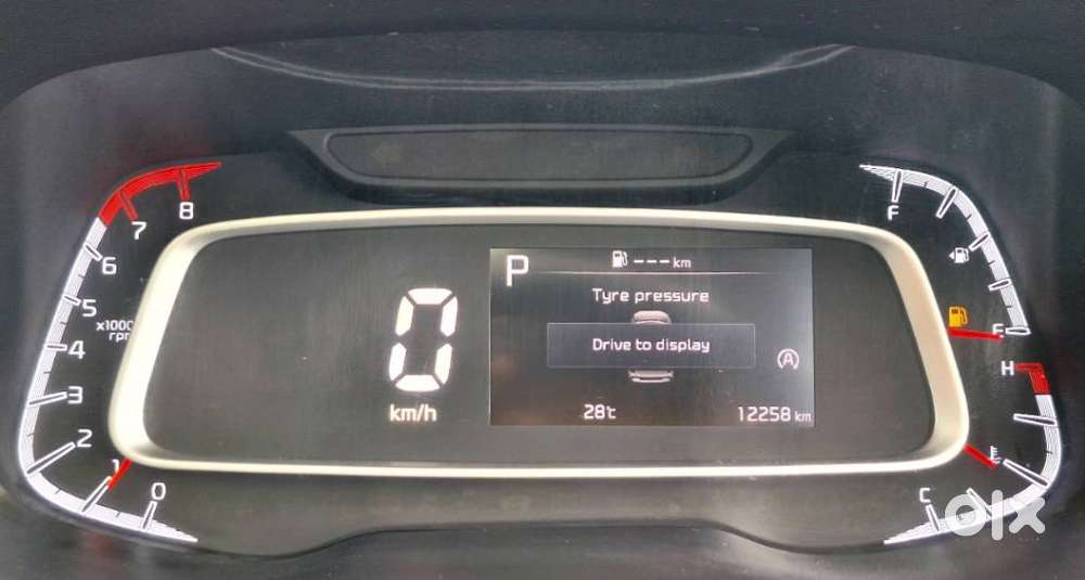 Kia Sonet Htx D, 2024, Petrol