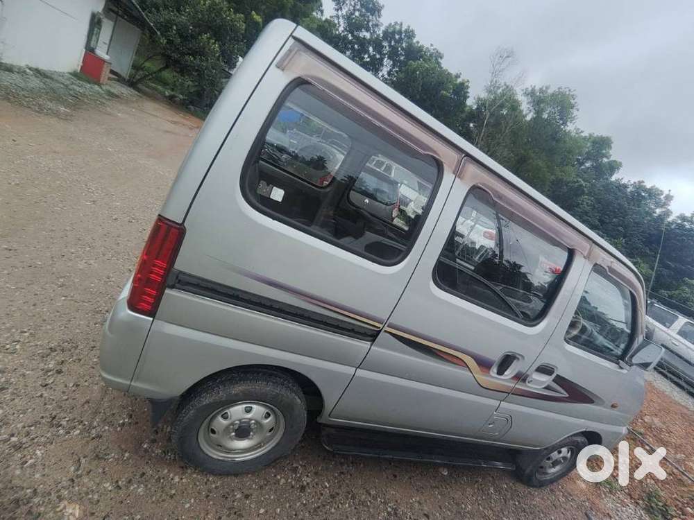 Maruti Suzuki Eeco 7 Seater Standard, 2010, Petrol