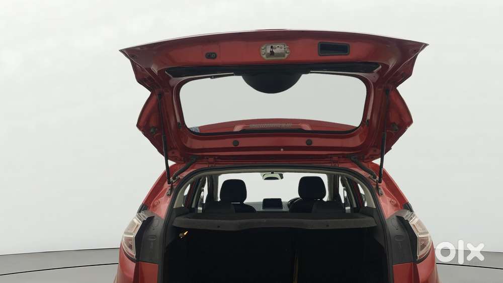 Tata Nexon 1.2 Revotron Xza Plus, 2018, Petrol