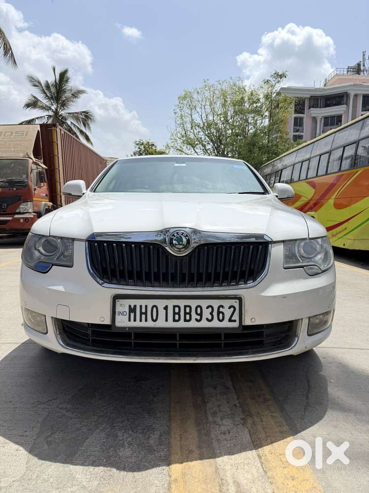 Skoda Superb Elegance 1.8 Tsi Mt, 2012, Petrol