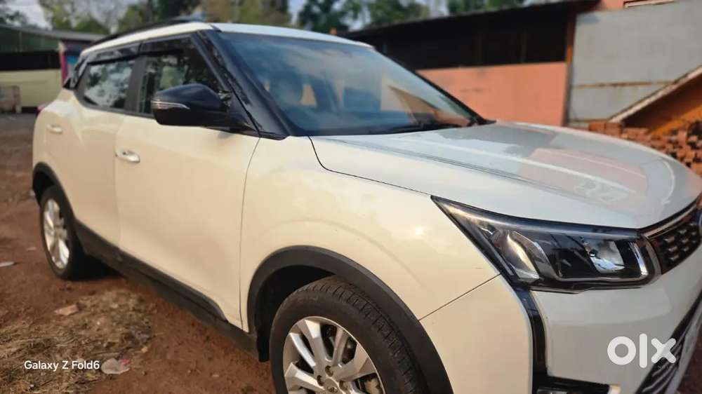 Mahendra Xuv300 W8
2020 October