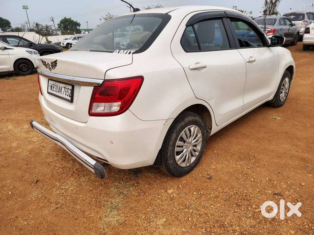 Maruti Suzuki Dzire 1.2 Vxi, 2022, Petrol