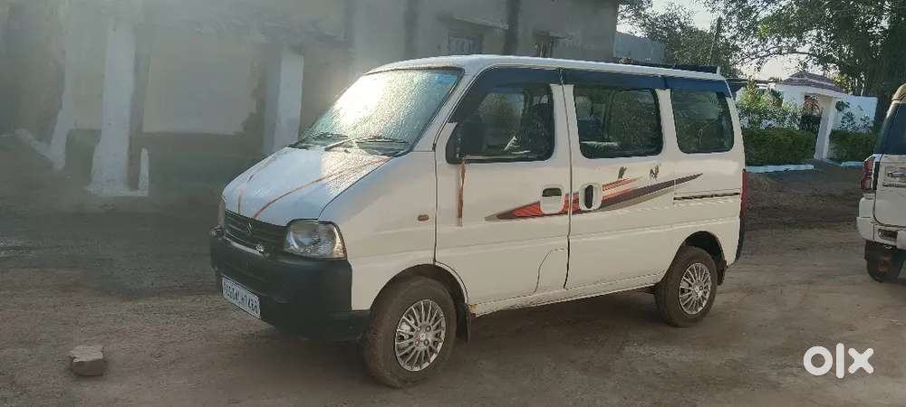 Maruti Suzuki Eeco 2016