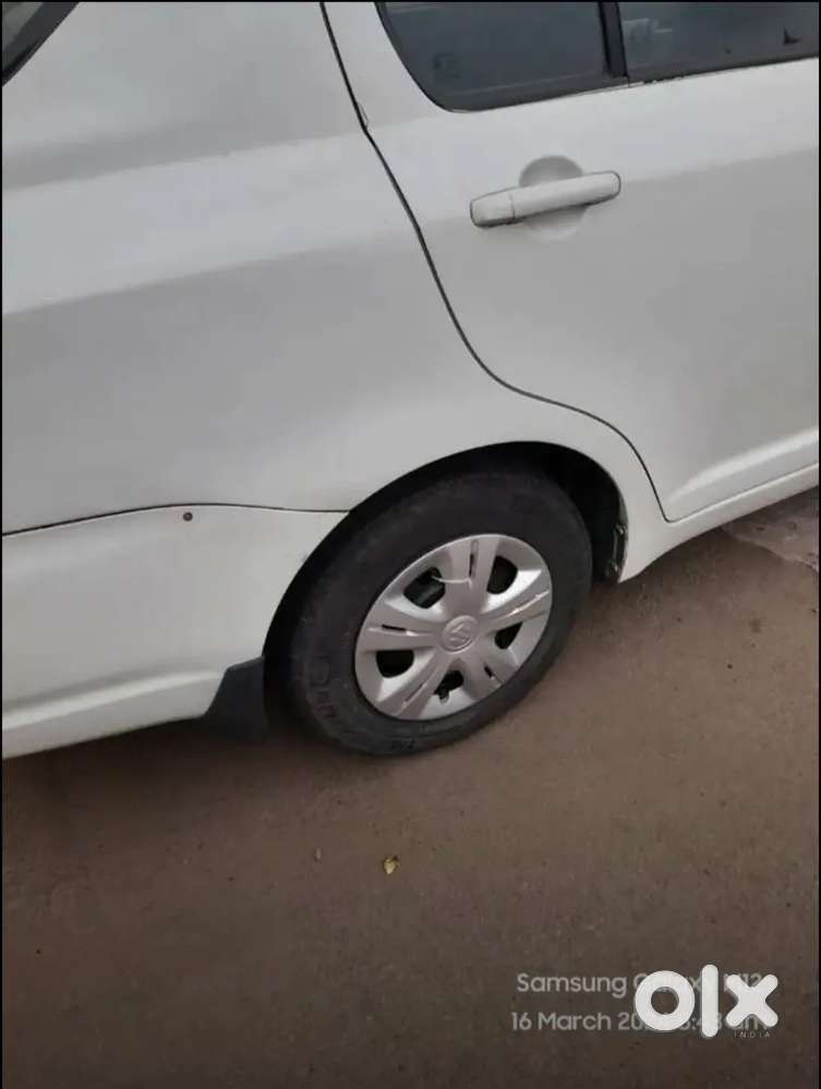 Maruti Dzire 2012 Selling