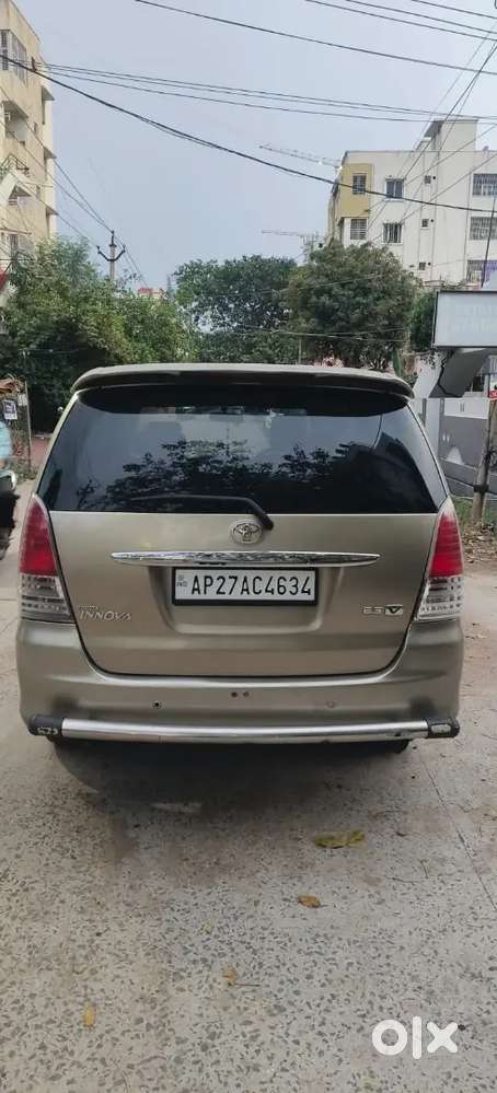 Toyota Innova 2009 Diesel 223000 Km Driven