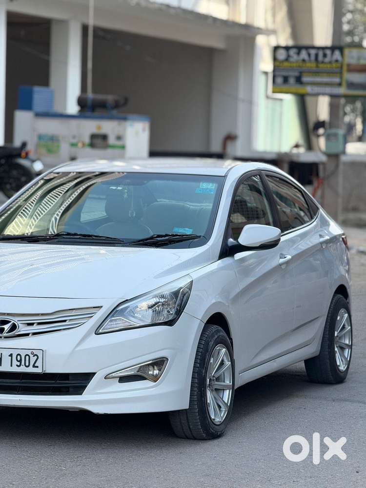 Hyundai Verna Ex 1.5 Petrol Mt, 2015, Petrol