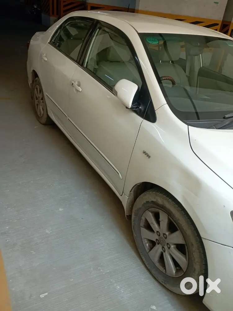 Toyota Corolla Altis 2011 Variant 1.8 J