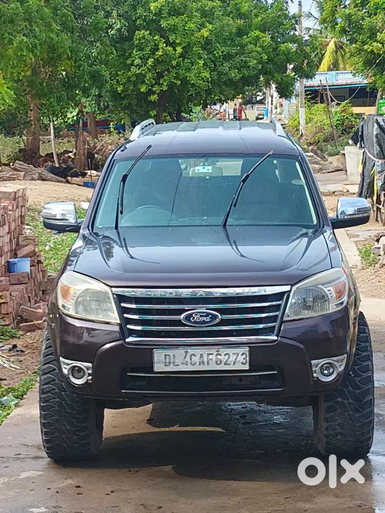 Ford Endeavour Diesel 2010 With Manual Transmission