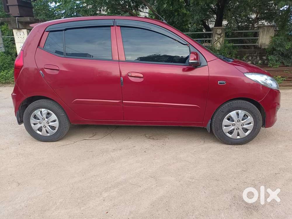 Hyundai I10 Sportz At, 2012, Petrol