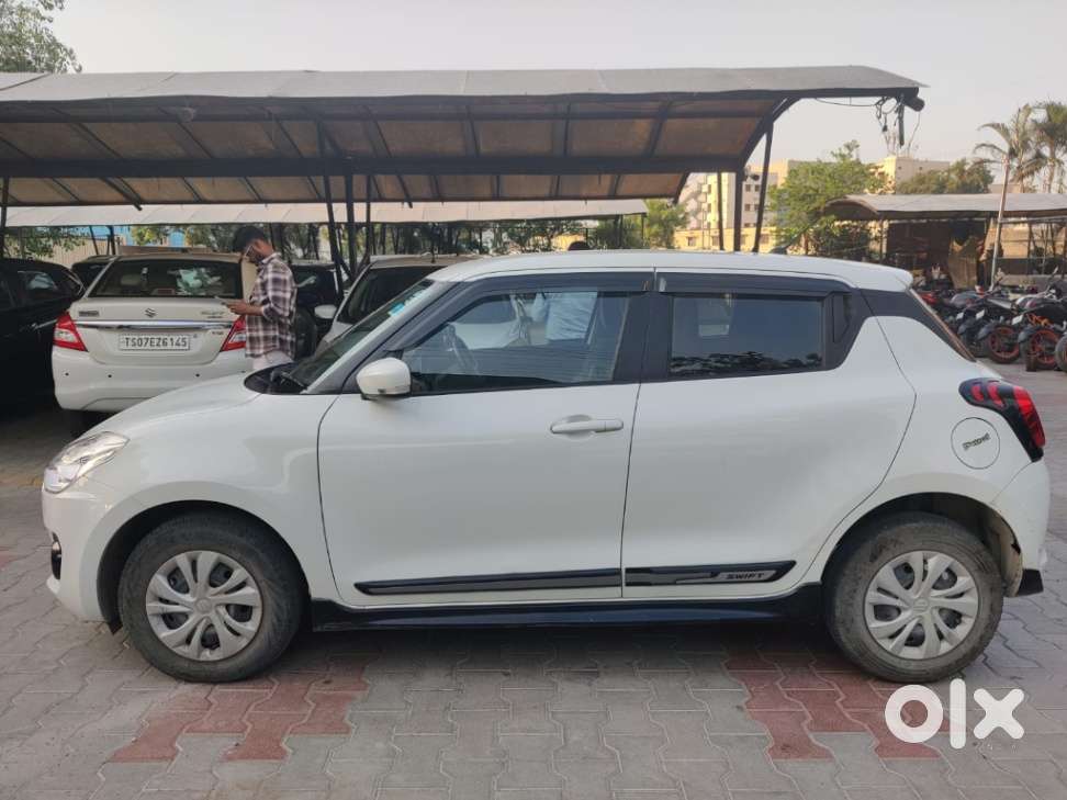 Maruti Suzuki Swift Amt Vxi, 2020, Petrol