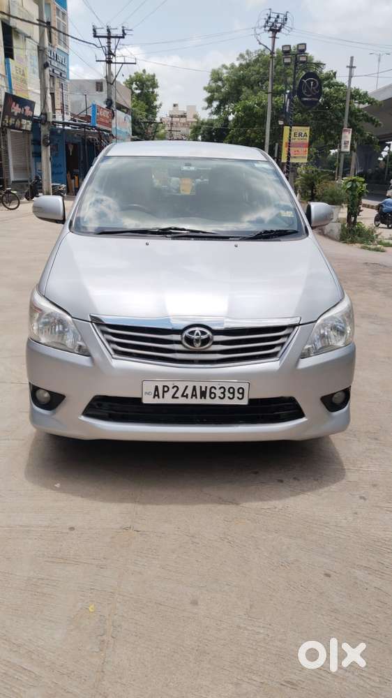 Toyota Innova 2.5 V 7 Str, 2013, Diesel