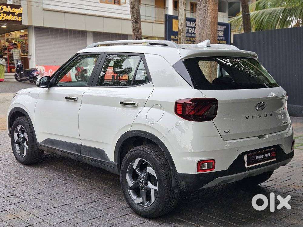 Hyundai Venue Sx Plus Turbo Dct, 2019, Petrol