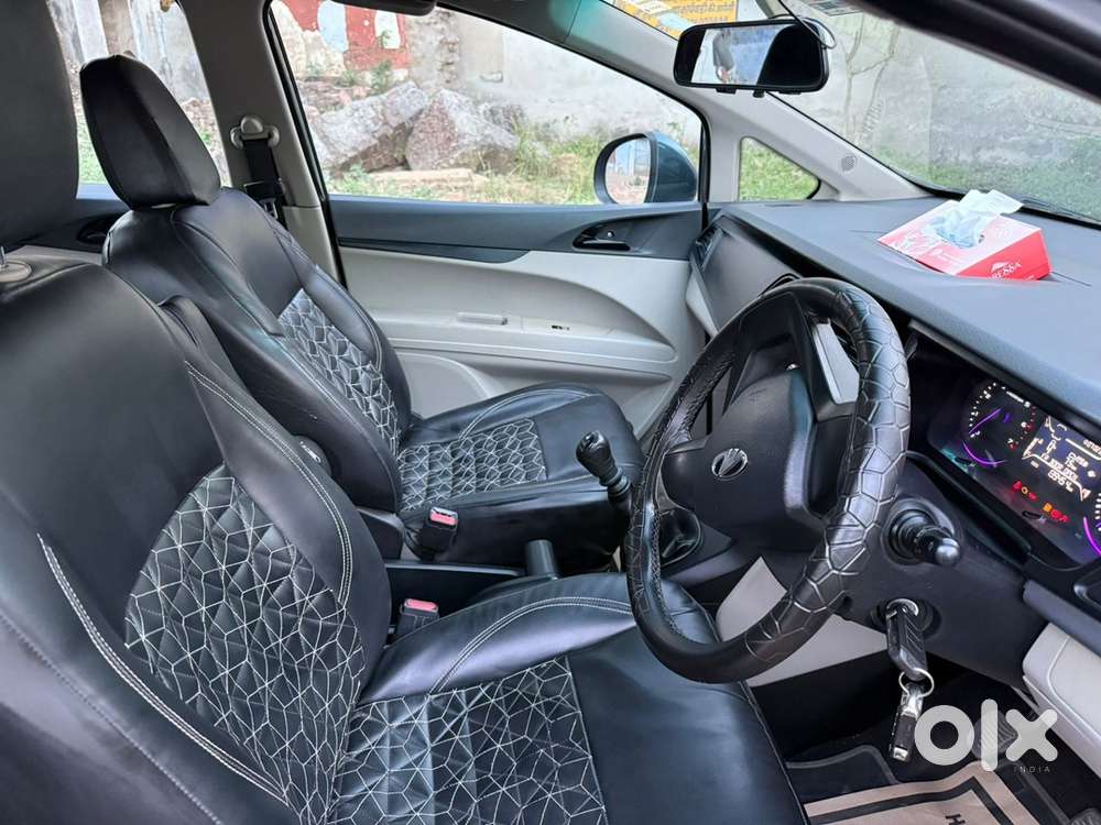 Mahindra Marazzo Diesel 2019
