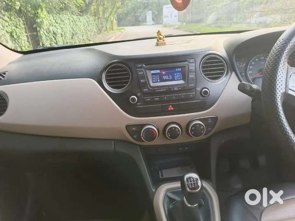 Hyundai Grand I10 Sportz 2015, Insurance Done, Good Condition
