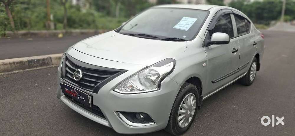 Nissan Sunny, 2016, Petrol