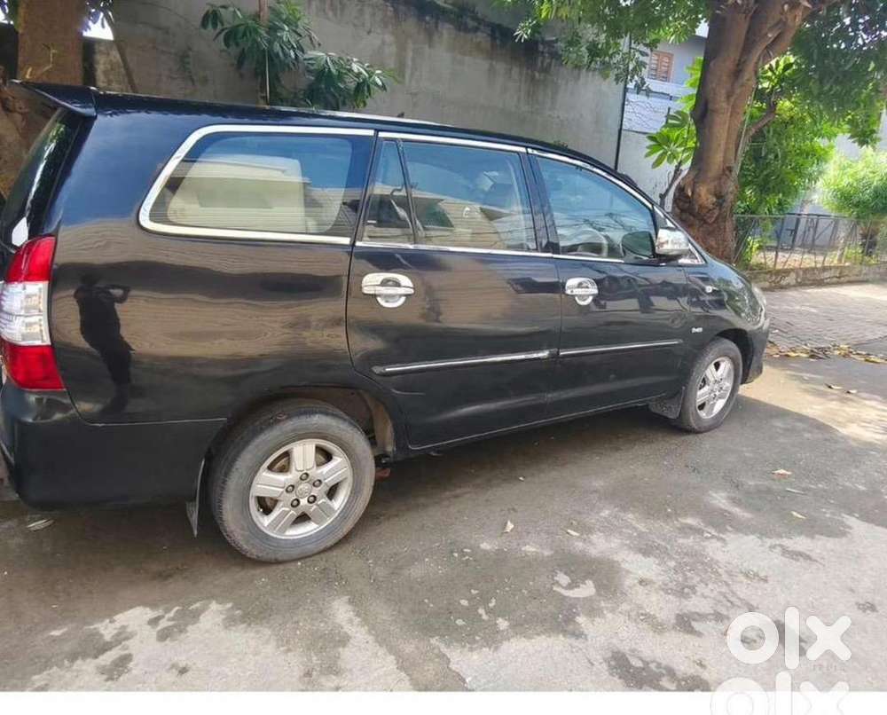 Toyota Innova 2006 Diesel Well Maintained