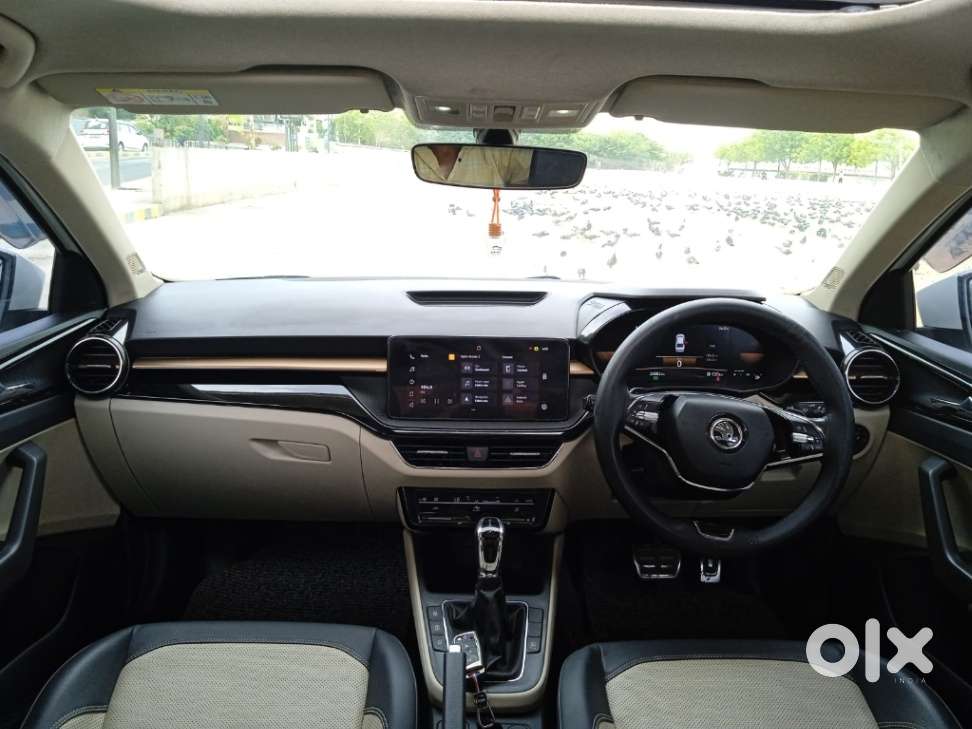 Skoda Slavia 1.0 Tsi Style At, 2024, Petrol