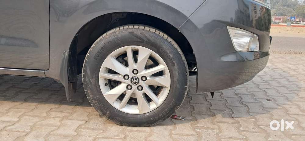Toyota Innova Crysta 2.4 V 7 Str, 2018, Diesel