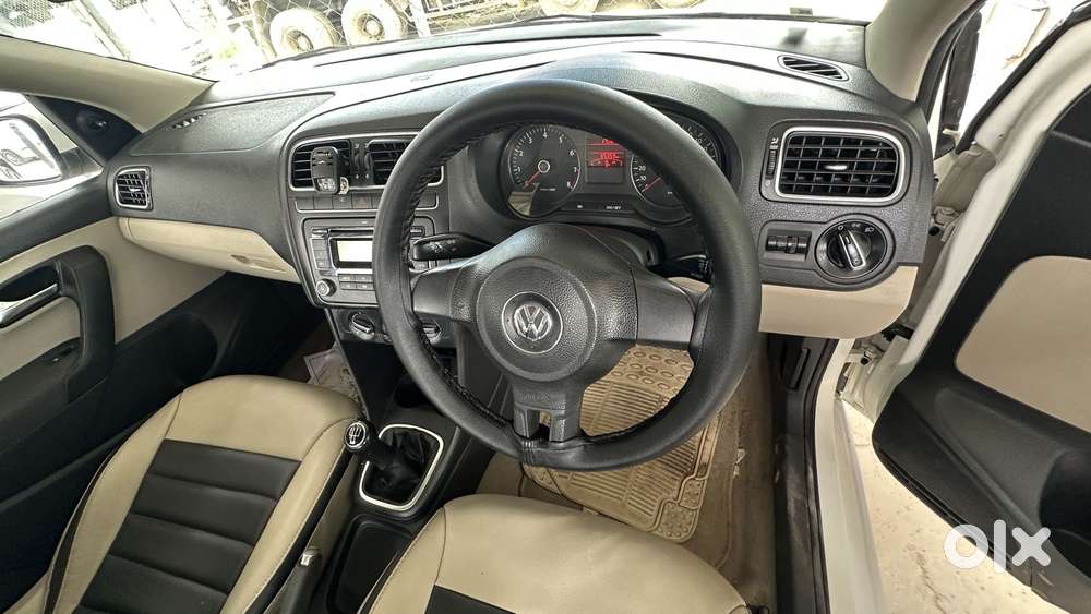 Volkswagen Polo Petrol Highline 1.2l, 2010, Petrol