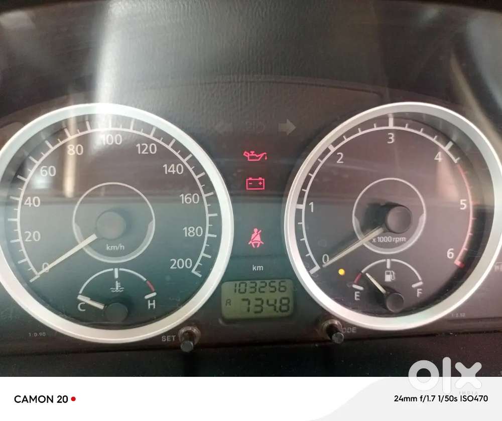 Tata Safari Storme 2013