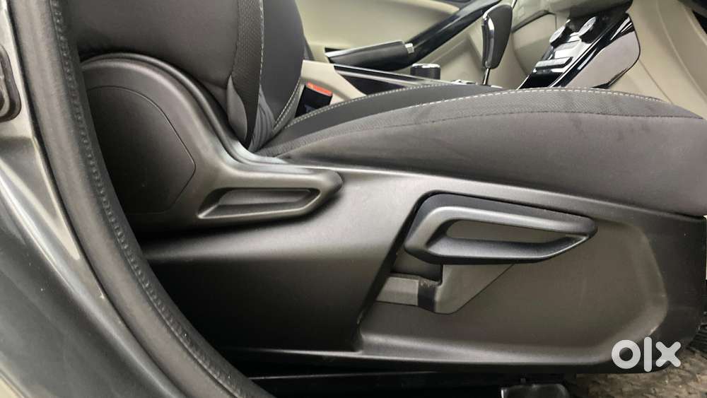Tata Nexon 1.2 Revotron Xza Plus, 2022, Petrol