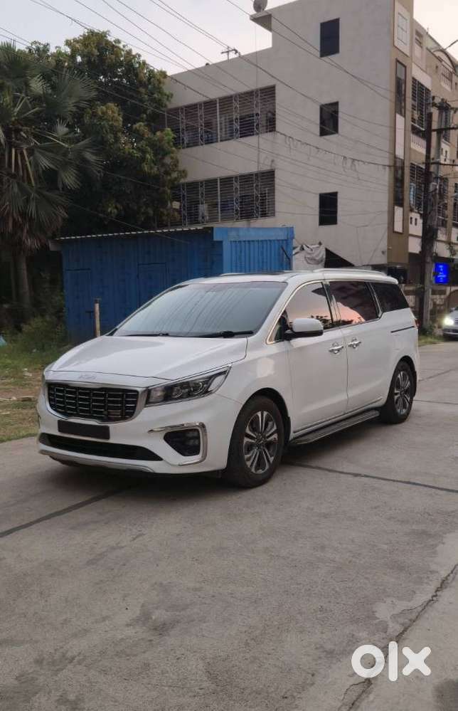 Kia Carnival Limousine Plus 7 Str, 2022, Diesel