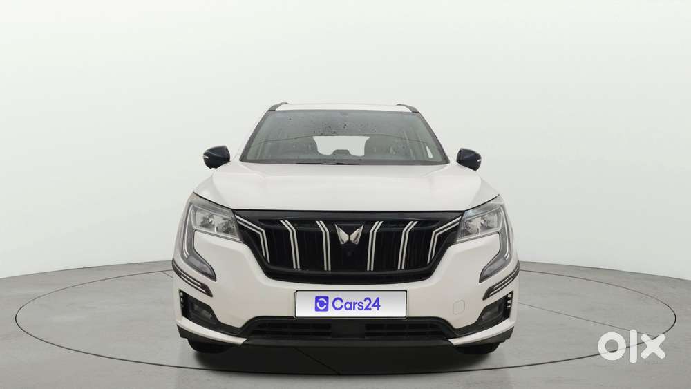 Mahindra Xuv700 2.0 Mx Petrol Mt 5 Str, 2022, Petrol