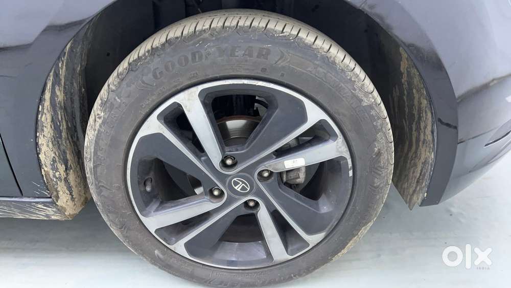 Tata Altroz 1.2 Xz Plus Dark Edition, 2022, Petrol