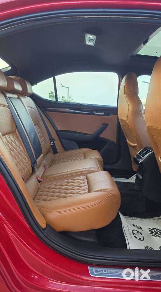 Skoda Superb 2.0 Sportline Tsi At, 2019, Petrol