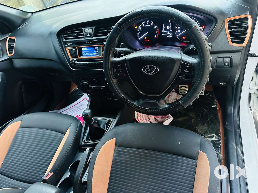 Hyundai I20 Active Sx Petrol, 2016, Petrol