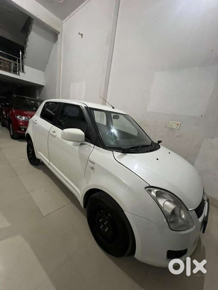Maruti Suzuki Swift 2011 Diesel 90000 Km
