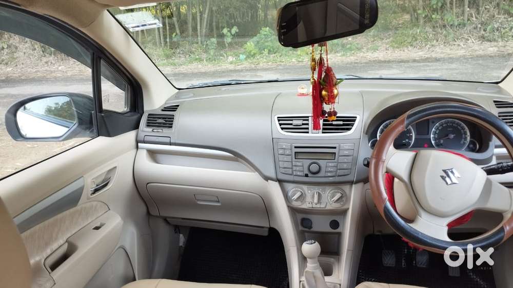 Maruti Suzuki Swift Dzire Vxi(o) Mt, 2017, Petrol