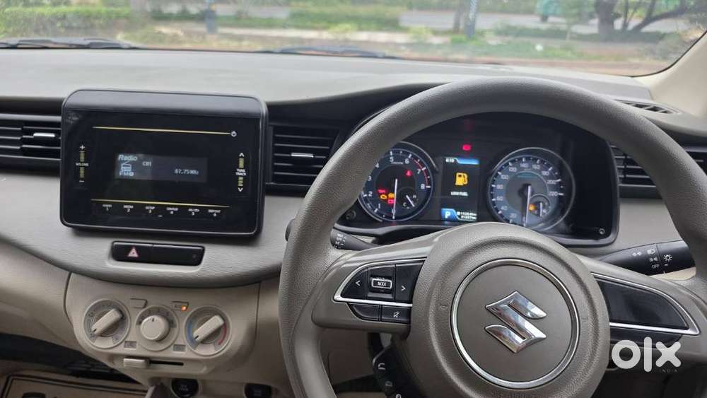 Maruti Suzuki Ertiga Vxi At Petrol, 2022, Petrol