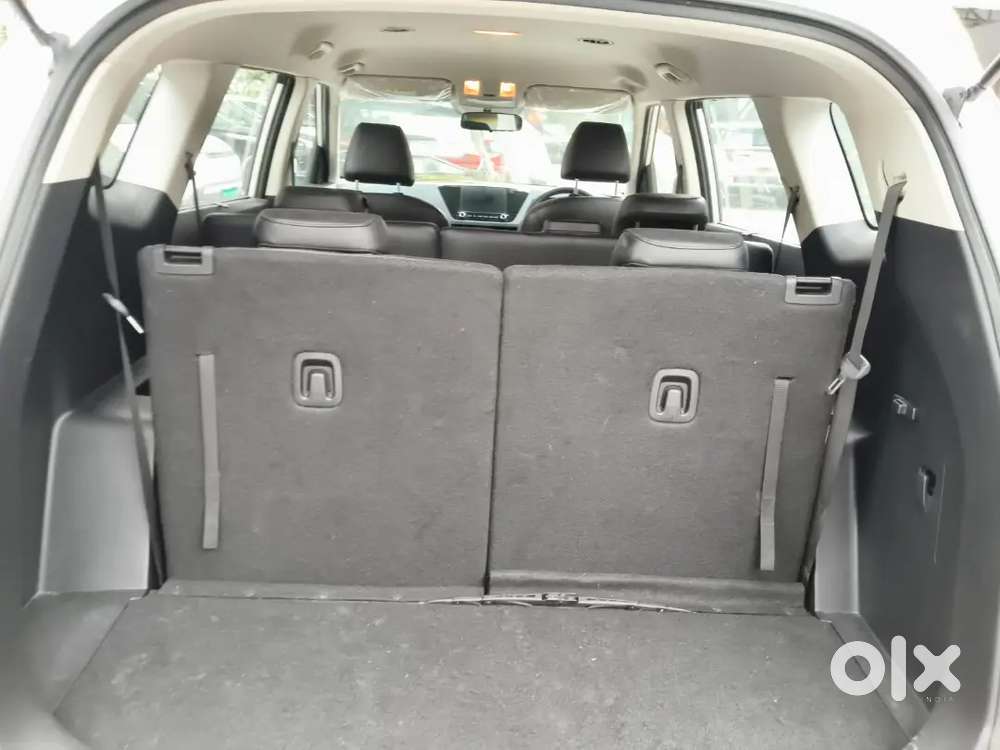Kia Carens Premium Petrol 2024