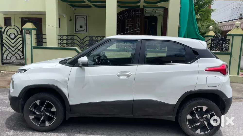 Tata Punch 2022 Model Petrol Automatic Doctors Car First Owner