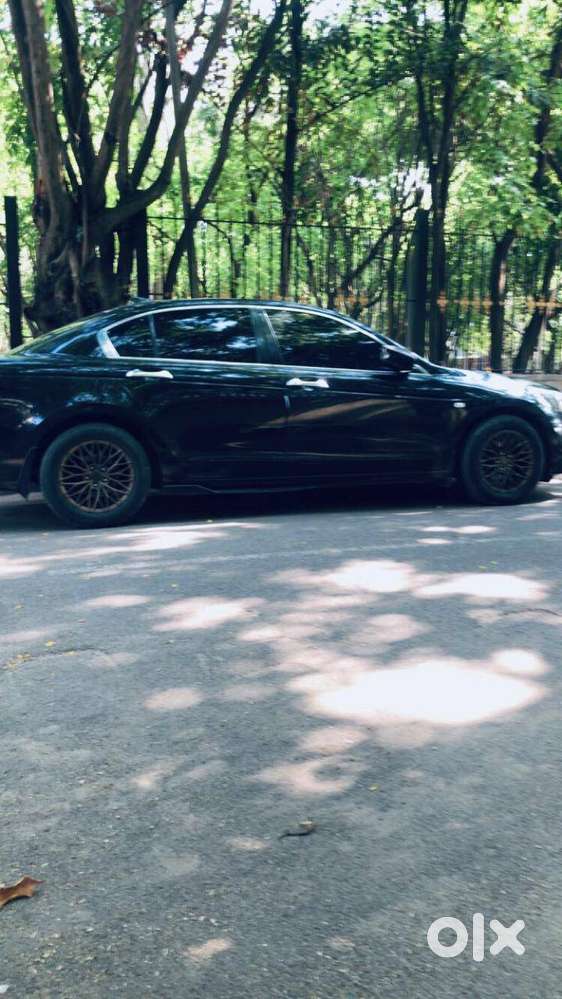 Honda Accord 2011 Petrol Well Maintained