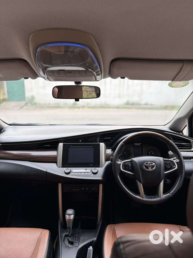 Toyota Innova Crysta 2.8 Zx At, 2017, Diesel