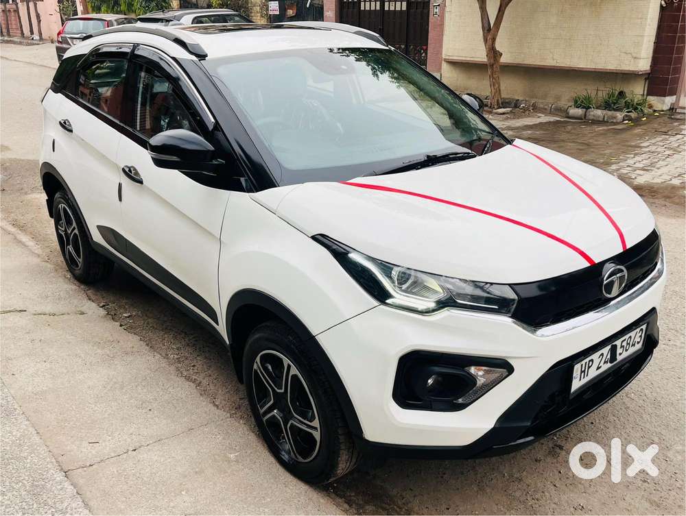Tata Nexon 1.2 Revotron Xm (s), 2023, Petrol