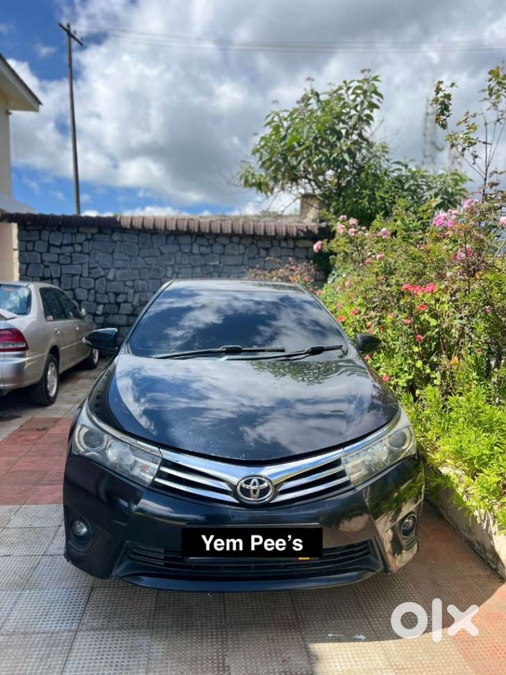 Toyota Corolla Altis 1.8 G, 2014, Petrol