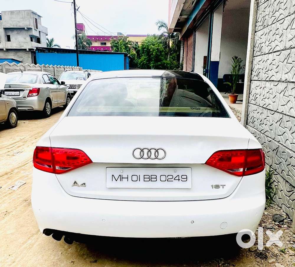 Audi A4, 2011, Petrol