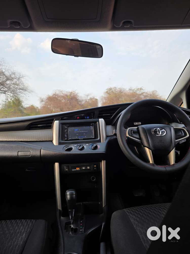 Toyota Innova Crysta 2.8 Gx At, 2012, Diesel