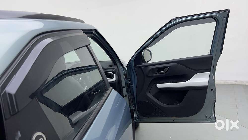 Tata Punch Creative Amt, 2023, Petrol