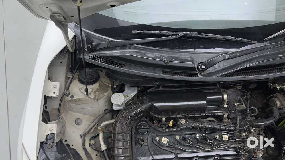 Maruti Suzuki Swift Vvt Vxi, 2018, Petrol