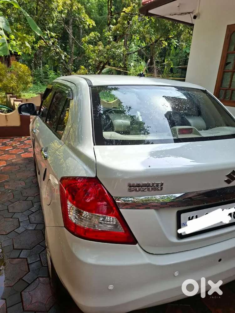 Maruti Suzuki Dzire 2016 Vxi Petrol Manual