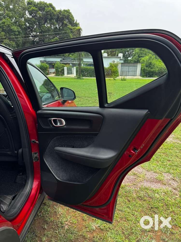 Volvo Xc40 D4 2019 Diesel R-design