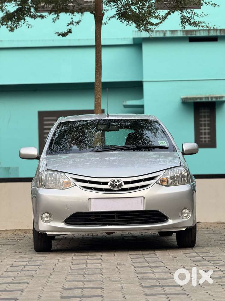 Toyota Etios Liva 2013-2014 G, 2013, Petrol